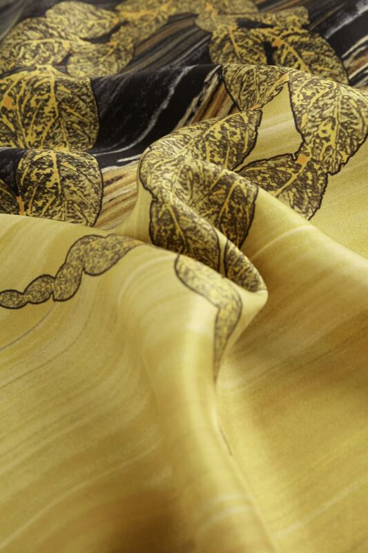 About the Horizon Twill Silk Scarf Grey - 3