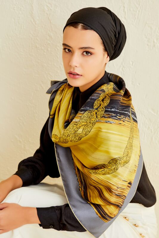 About the Horizon Twill Silk Scarf Grey - 2