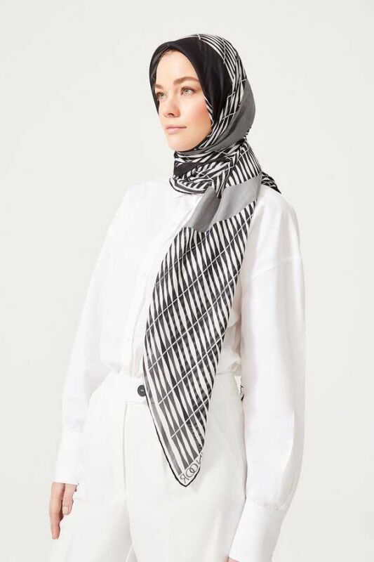 Bamboo NoorSilk Shawl Black - 6