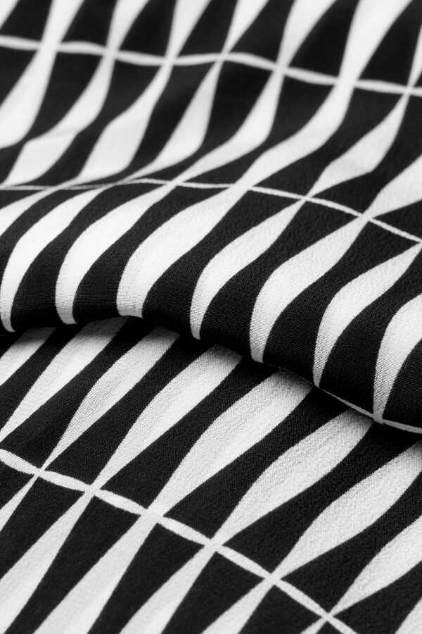 Bamboo Silk Shawl Black Imannoor