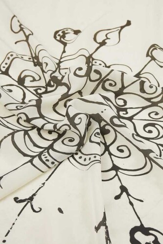Bird Basket Silk Shawl Cream - 3