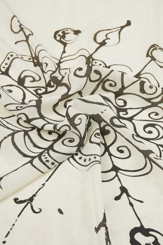 Bird Basket Silk Shawl Cream - 3
