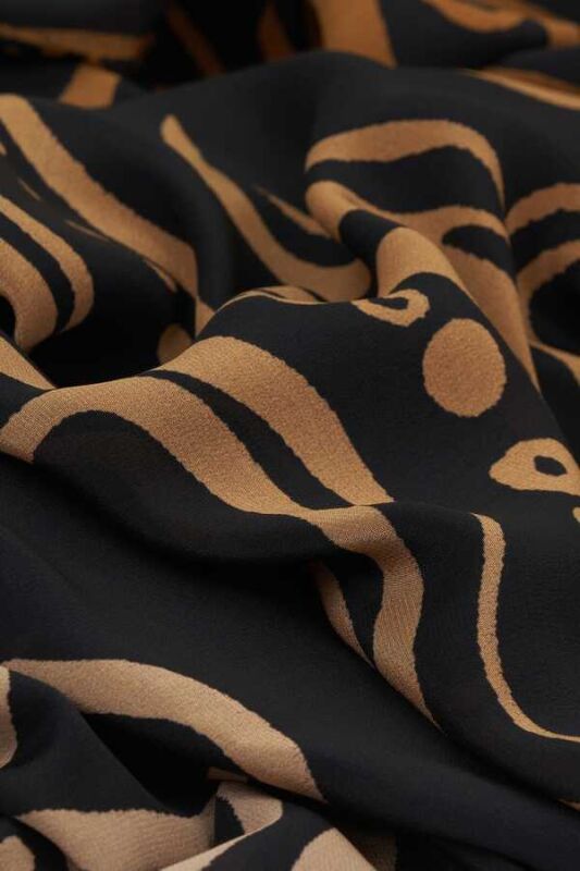 Birds of SeaSilk Shawl Black - 3