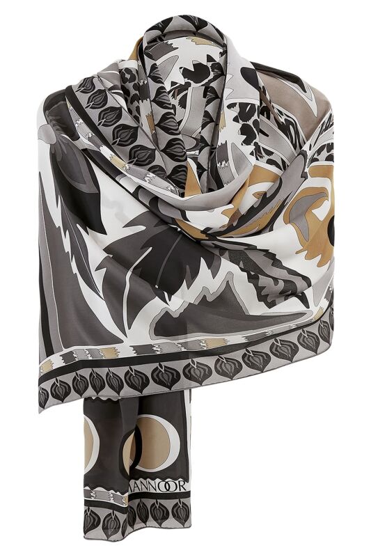 Carnation of Circus Silk Shawl Beige - 5
