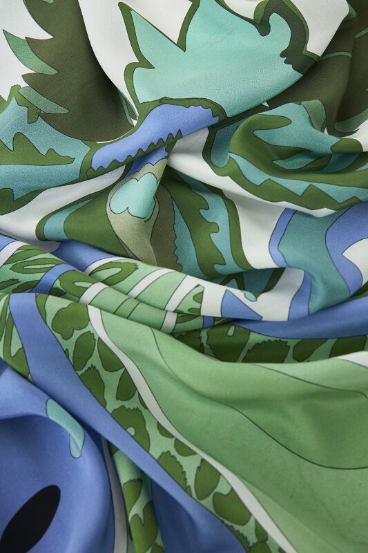 Carnation of Circus Silk Shawl Green - 7