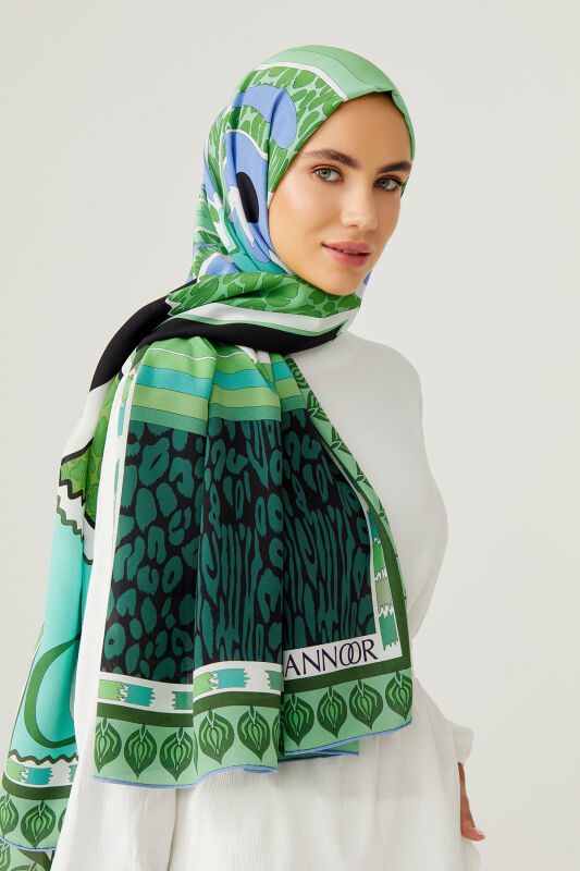Carnation of Circus Silk Shawl Green - 6