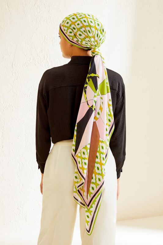 Compass the South Modal Shawl Green - 2