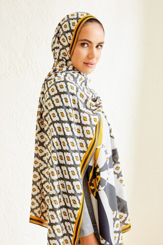 Compass the South Modal Shawl Yellow - 4