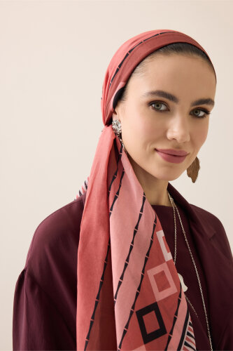 Daisy Noor Peach Cotton Floss Shawl 