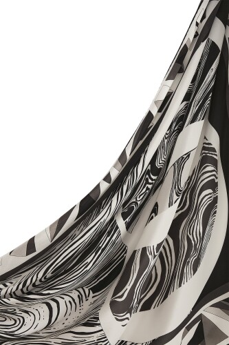 Double OO Silk Shawl Black - 5
