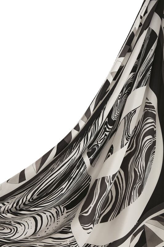 Double OO Silk Shawl Black - 5