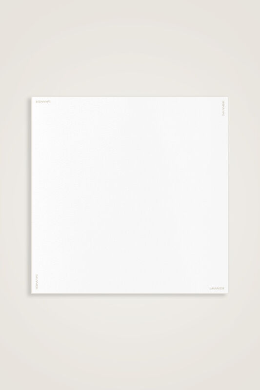 Düz Renk Beyaz Krep İpek Eşarp 110x110 - 2