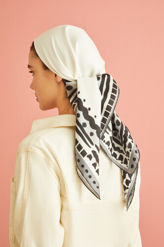 Edge Silk Scarf White - 4