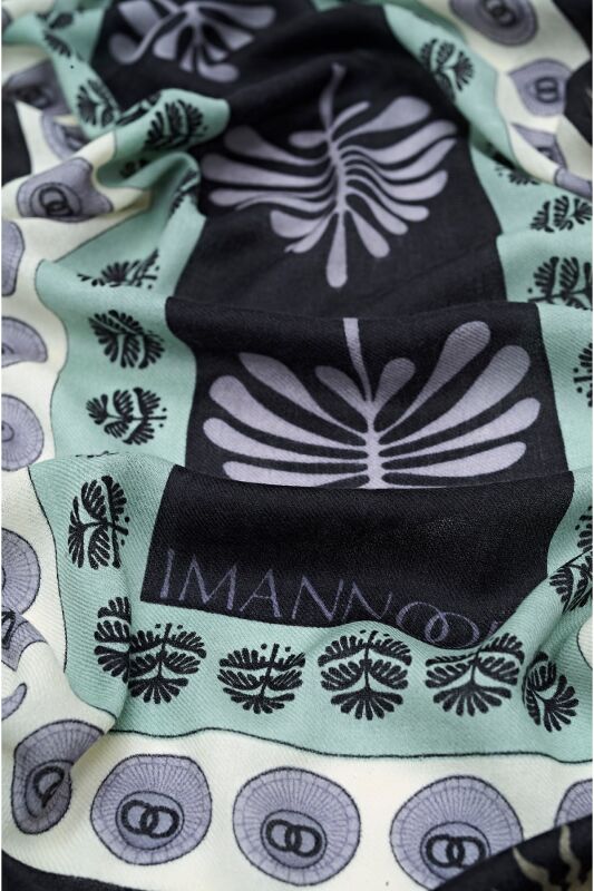 Eye Flower Wool Shawl Black - 3