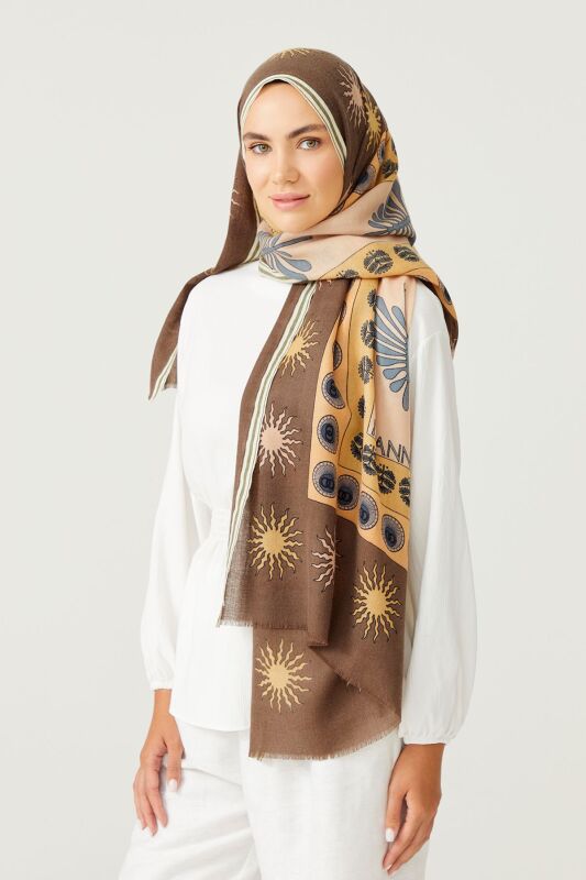Eye Flower Wool Shawl Khaki - 2