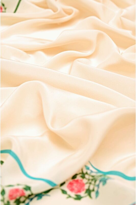 Garden of Water Silk Shawl Cream - 2