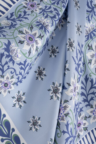 Garp Çiçeği Açık Mavi Tivil İpek Eşarp 90x90 - Imannoor (4)