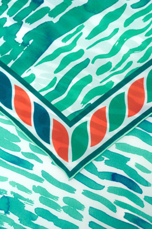 Göl Kenarı Yeşil Krep İpek Kaftan Şal 70x210 - 4