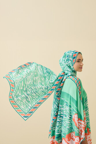 Göl Kenarı Yeşil Krep İpek Kaftan Şal 70x210 - 1