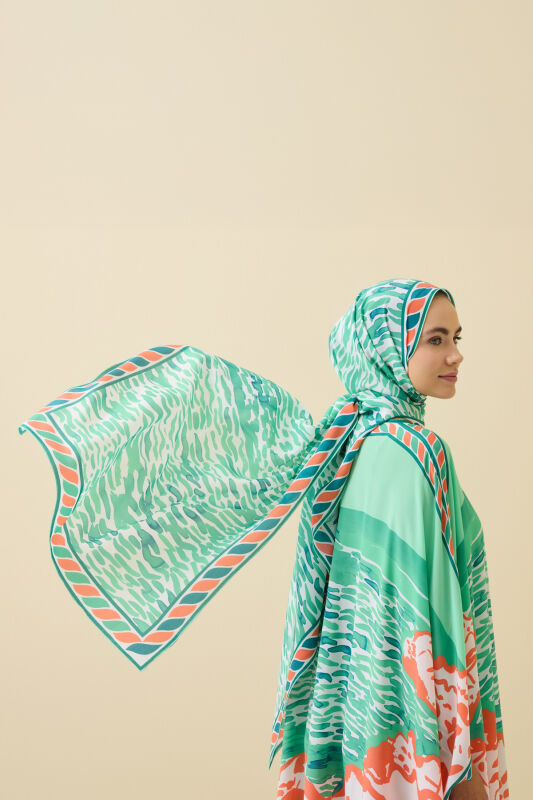 Göl Kenarı Yeşil Krep İpek Kaftan Şal 70x210 - 1