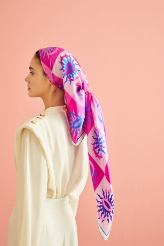 Güneş Monogram Fuşya Tivil İpek Eşarp - 4