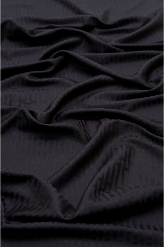 Iman I Silk Shawl Black - 3