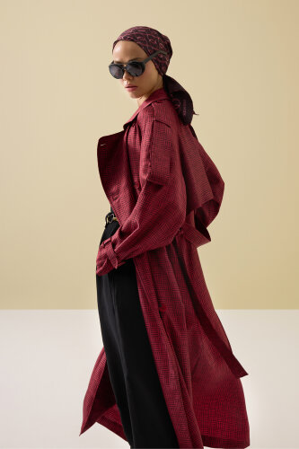  İman Kare Dokulu Bordo İpek Trençkot - Imannoor