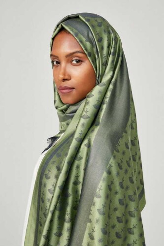 OO Monogram Silk Shawl Green/Khaki - 2