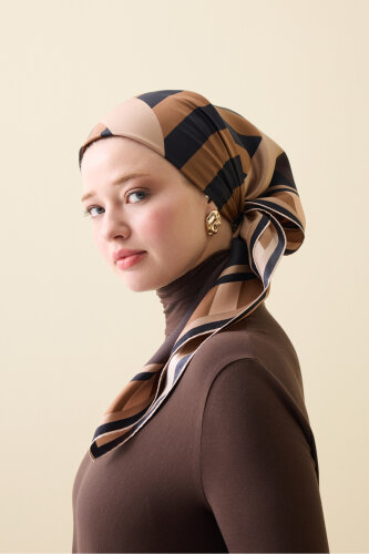 Çizgi Noor Kahverengi Tivil İpek Eşarp 90x90 - Imannoor (1)