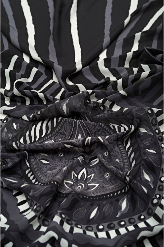 Indian Silk Shawl Black - 3