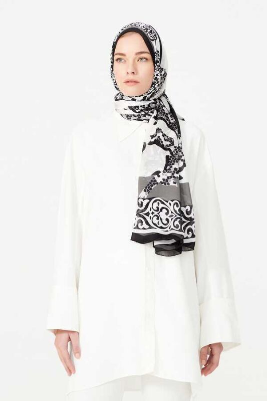 Ivy Silk Shawl White - 2