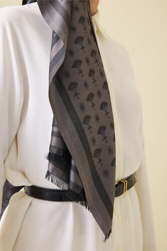 Karanfil Monogram Koyu Gri İpek Şal 70x200 - 5