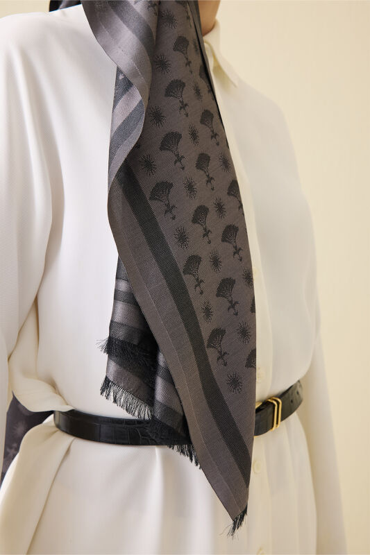 Karanfil Monogram Koyu Gri İpek Şal 70x200 - 5