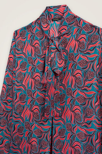 Kozalak Çiçeği Kırmızı-Petrol Boyun Bağcıklı Tivil İpek Elbise - Imannoor (4)