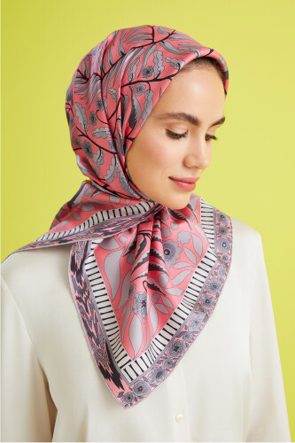 Labyrinth Ivy Twill Silk Scarf Powder-Pink - 1