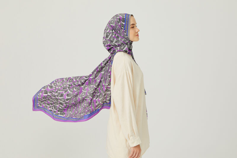 Leopard of the East Silk Shawl Fuchsia - 4