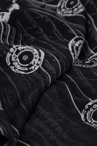 Life Silk Shawl Black - 3
