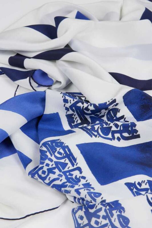 Lover's Knot Silk Shawl White/Blue - 4