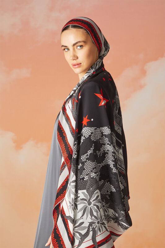 Maiden Tower Silk Shawl Red - 2