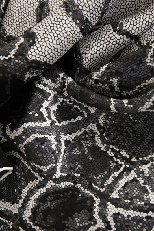 Mosaic Twill Silk Scarf Black - 3