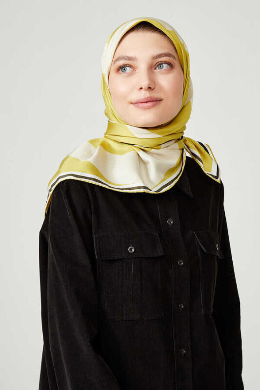 Noor Sarı Tivil İpek Eşarp - 2