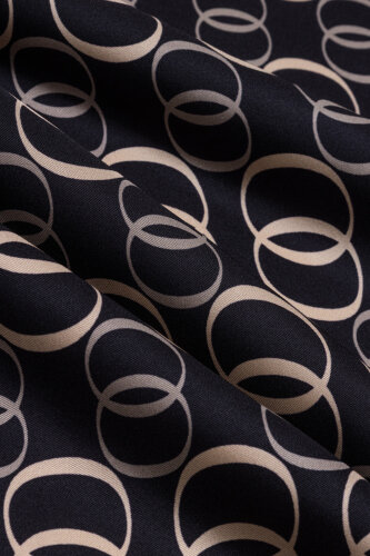 Noor Yolu 2 Siyah-Bej Tivil İpek Eşarp 90x90 - Imannoor (4)