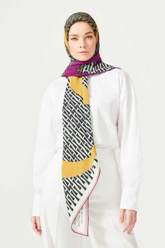 OO Logo Silk Shawl Green - 2