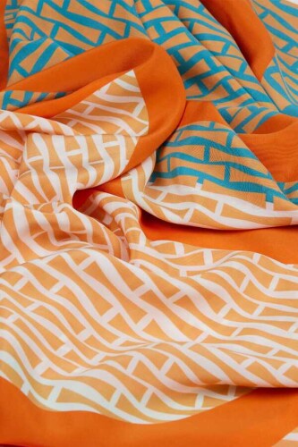 OO Logo Silk Shawl Orange - 3