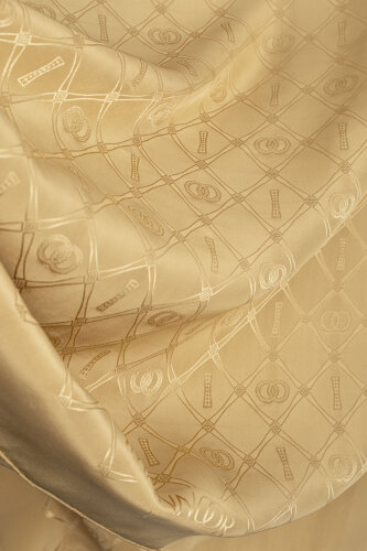 Oriental Chain Gold Jacquard Silk Shawl - 4