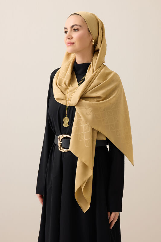 Oriental Chain Gold Jacquard Silk Shawl - 5