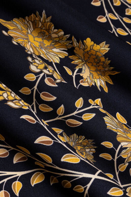 Peony Black-Gold Silk Twill Scarf - 4