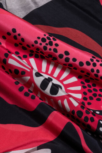 Poppy Red Cotton Floss Shawl - 4