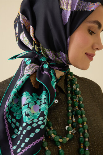 Püskül Noor Siyah-Yeşil Tivil İpek Eşarp 90x90 - Imannoor (1)