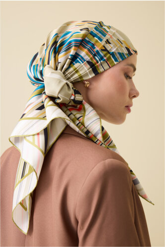 Rainy Noor Green Silk Scarf 